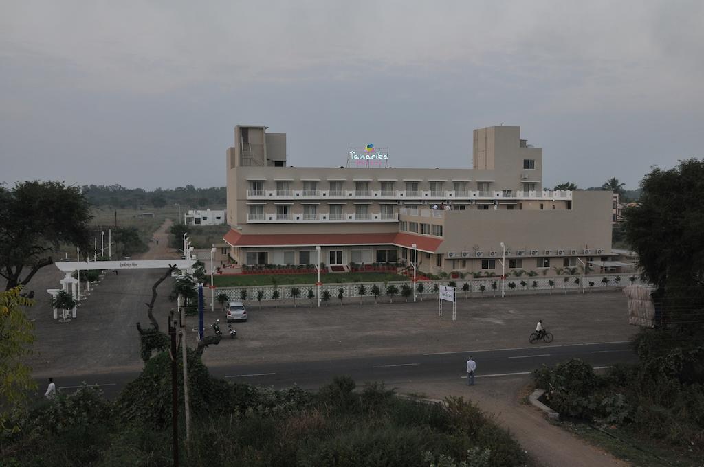 Tanarika Resort Bhusawal Экстерьер фото