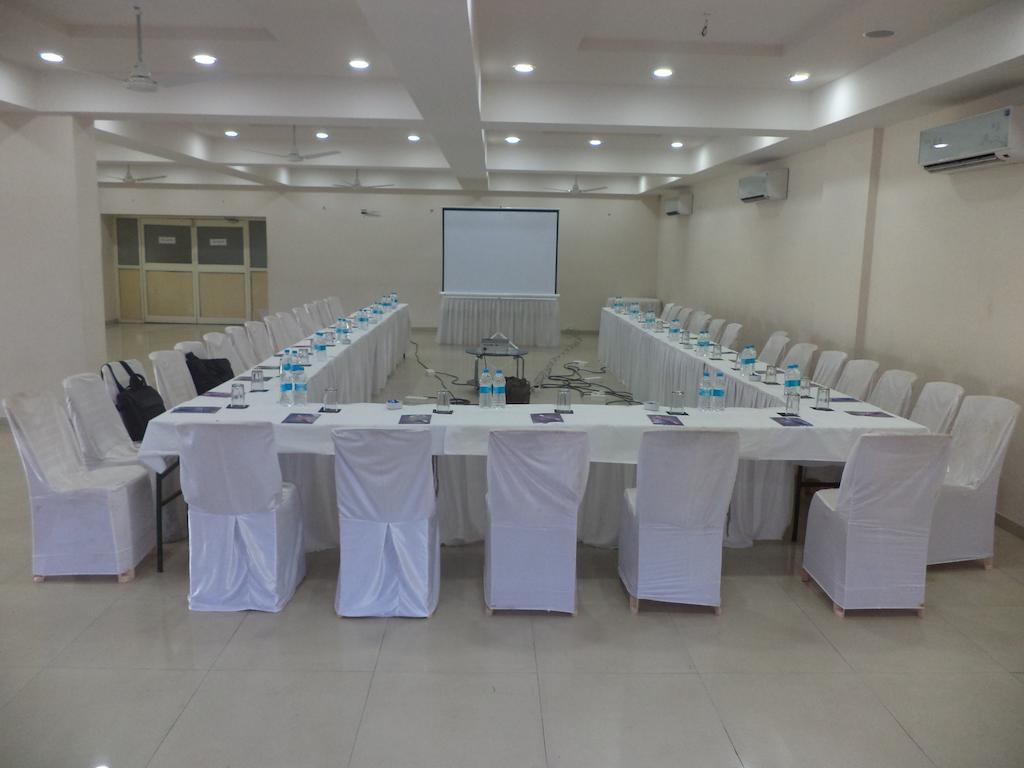 Tanarika Resort Bhusawal Экстерьер фото